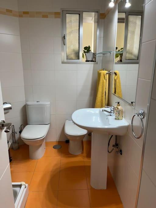 Triana Family Suites Sevilla Eksteriør billede